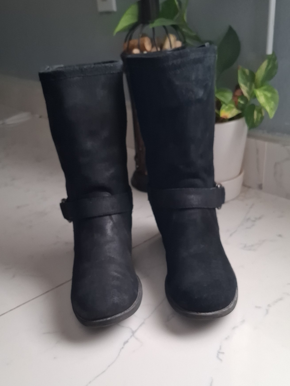 Ugg Black Mid-Calf Women's Boots
